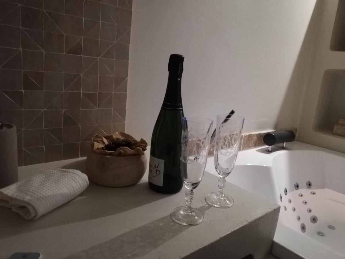L'Autre Perle, Balneo En Supplement, Le Clos Des Perles Tourtour Zewnętrze zdjęcie